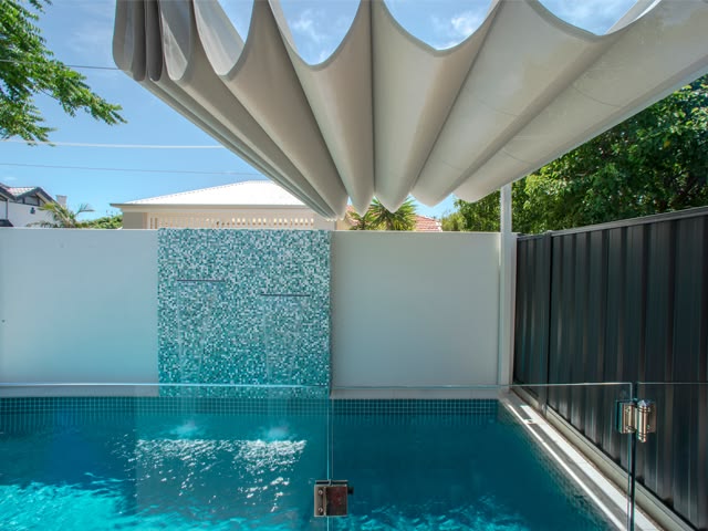Wave Manual Shade System