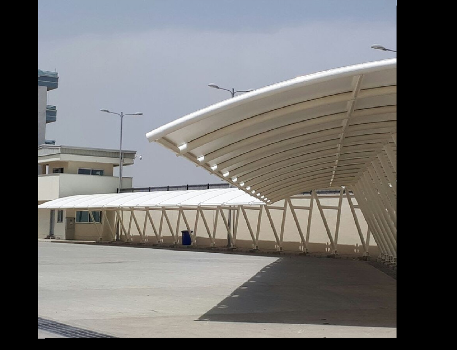 Double-Bay Cantilever Parking Shade