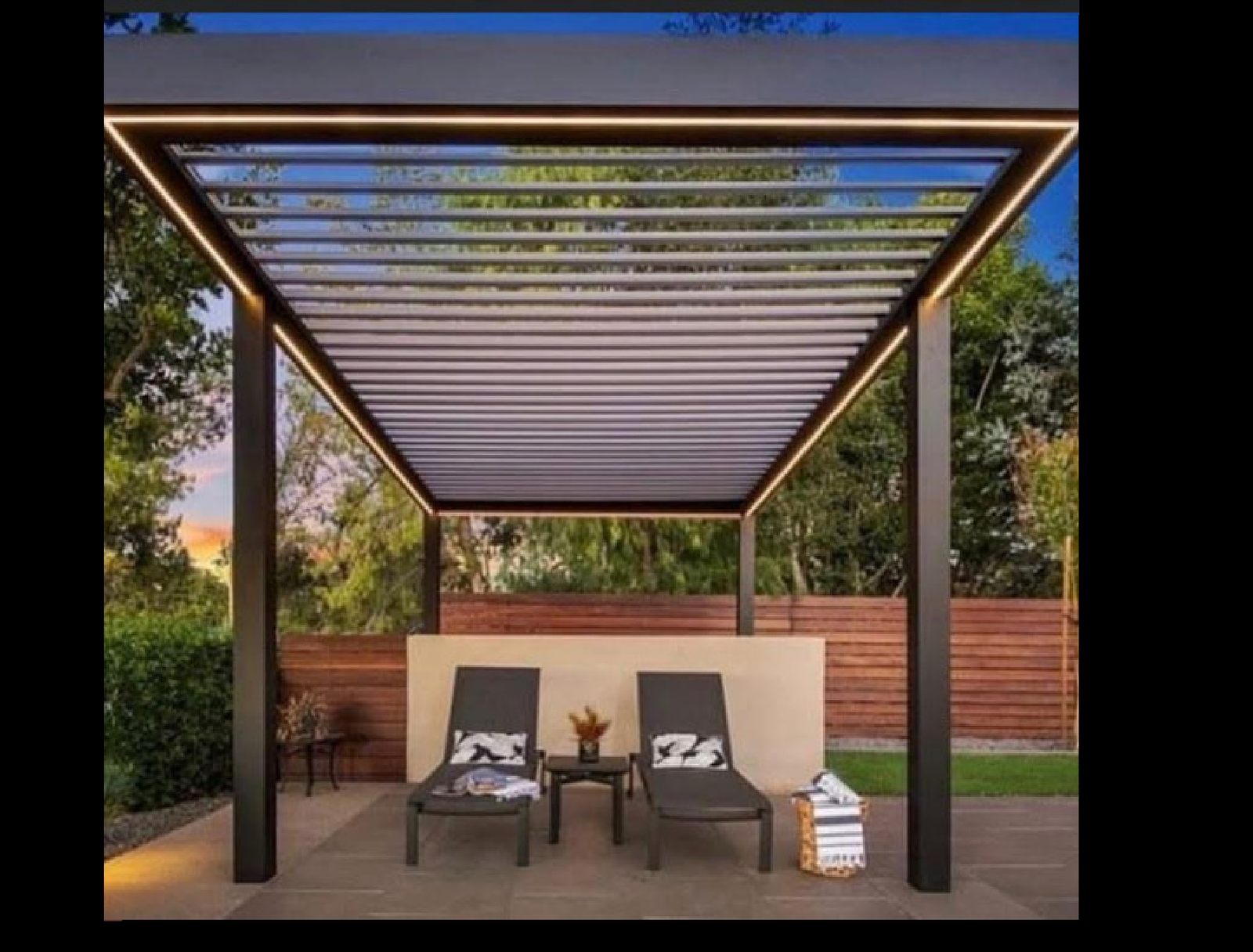 Modern Architectural Villa Pergola